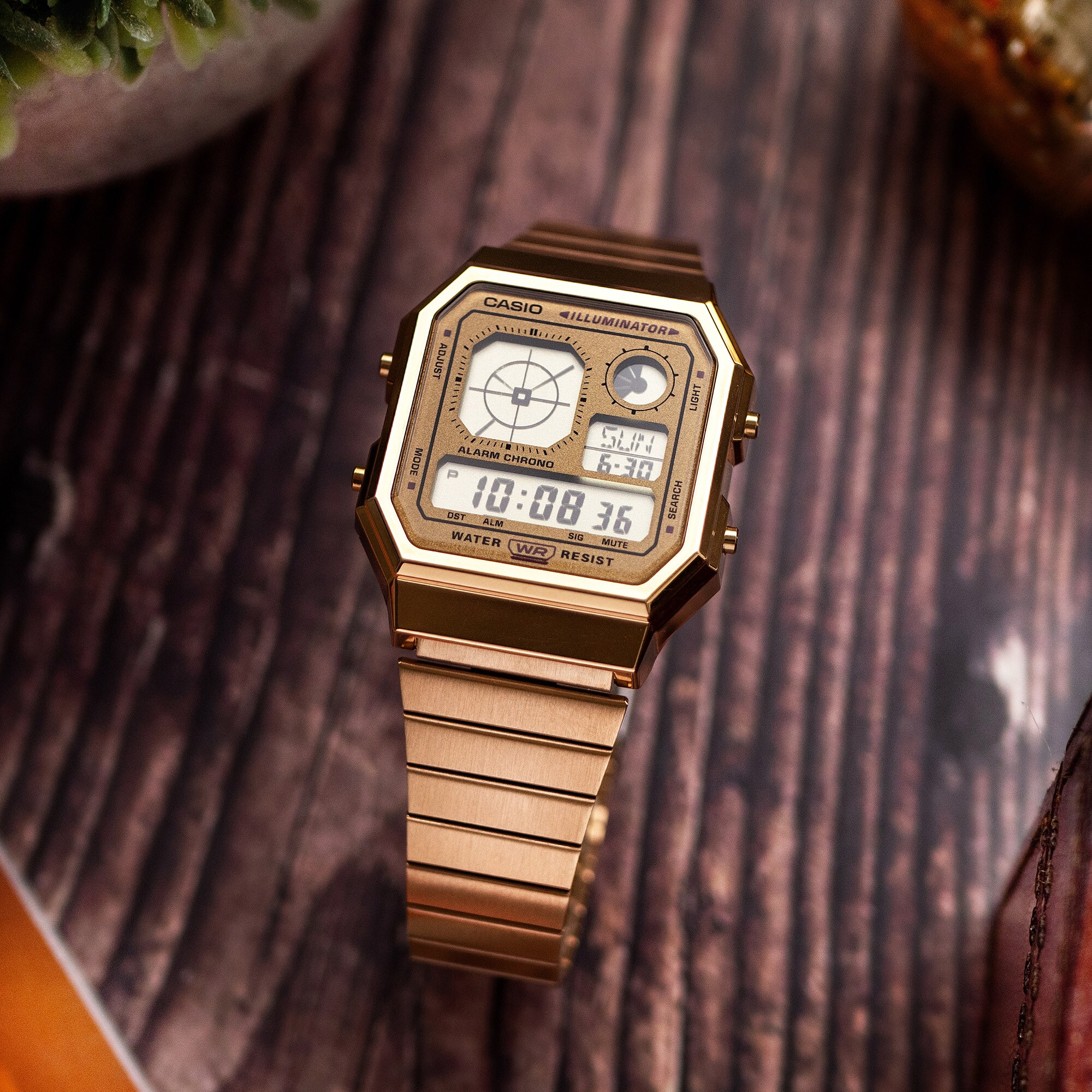 Casio A130WEG-9AEF Retro Vintage Square Dial & Gold-Tone Bracelet