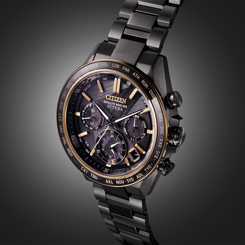 の*り様 CITIZEN ATTESA チタニウム Citizen Attesa Light in the Dark 44.6mm Super Titanium™ Limited